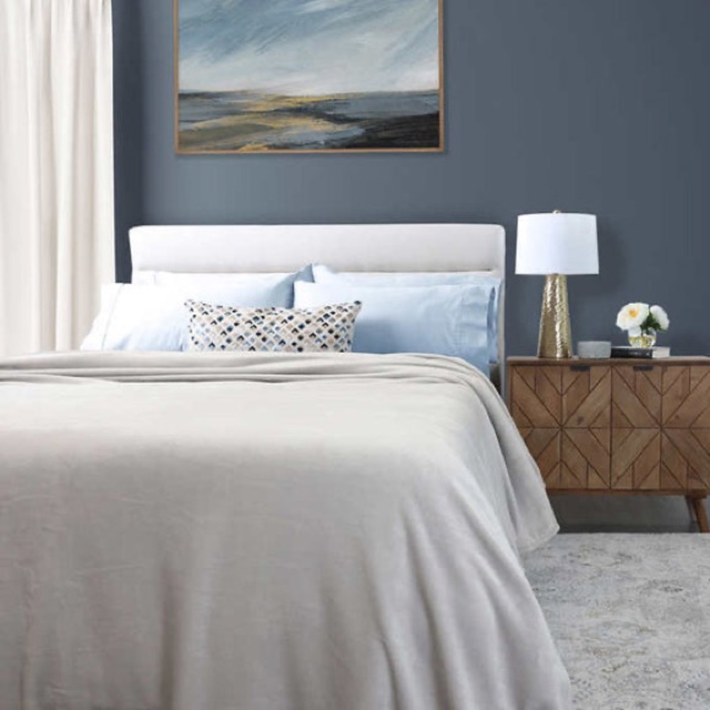 House & Home  - Luxury Plush Queen Blanket